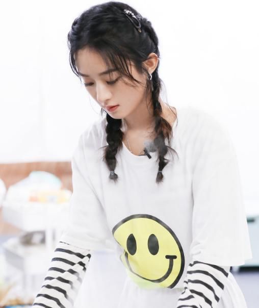  图里|《中餐厅》甩锅？宣传图里撤下赵丽颖，制作人否认恶意剪辑