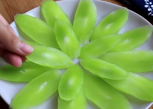  粉丝|红薯粉丝的美味新吃法，菜色雅致，鲜香营养，适合家宴的美味佳肴