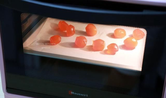 新意|在家做月饼，换个样子更有新意，端上桌就被一抢而光