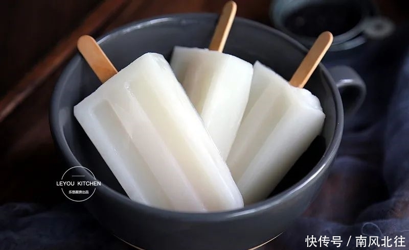 糯米粉|小时候常吃的老冰棍,在家做很简单,用牛奶、糖、糯米粉就可以做