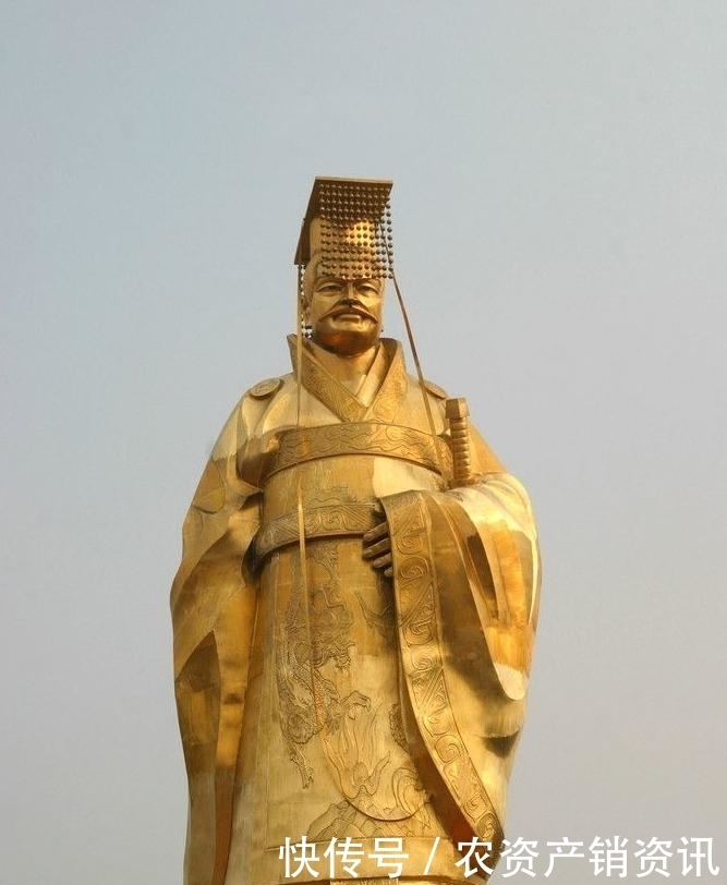 丽丽|世界上最大秦始皇铜像, 煅铜制造, 重6吨, 却在风中华丽丽地倒下