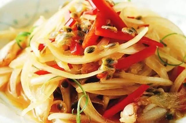 做法|素炒洋葱丝,青椒炒豆腐皮,虾仁焖豆腐,隔水蒸鸡的做法