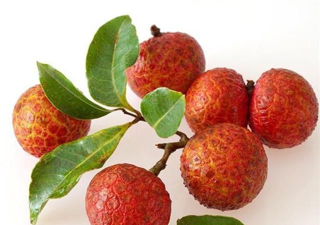  眼睛|女性不想显老，推荐常吃此果，皱纹淡了，皮肤细腻，眼睛更明亮