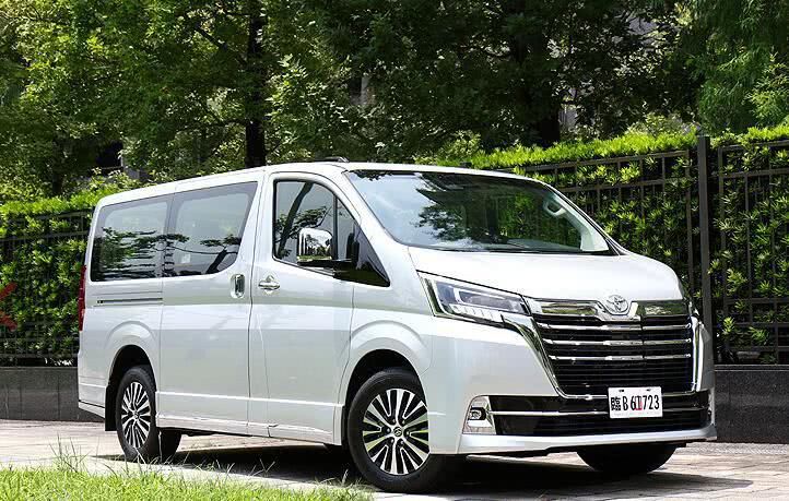  亲民版|亲民版“丰田埃尔法”曝光！猛降20万，配2.8T动力+四驱真霸气！