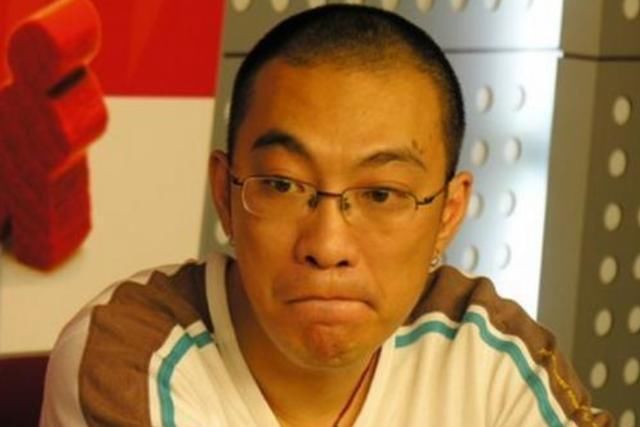 恋爱|15岁上大学,19岁月入10万,谈个恋爱谈成编剧,曾吸毒如今消失?