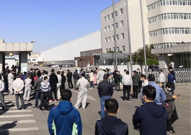  赛麟|新势力的上半场丨一地鸡毛的赛麟、拜腾和博郡