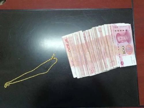  赫山派出所|见财起意，他将贼手伸向了客户婴儿车……