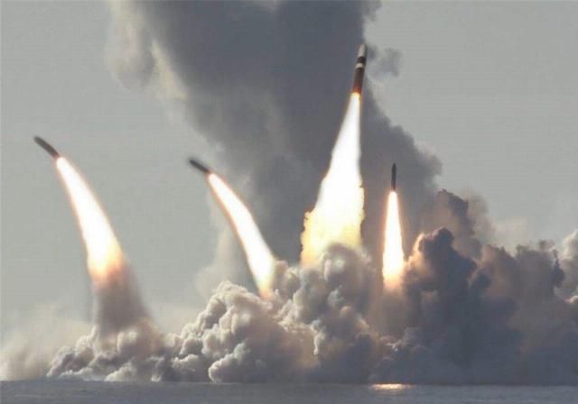  白宫|30艘水面舰艇齐出动，北风之神核潜艇逼近白令海峡，白宫：要冷静