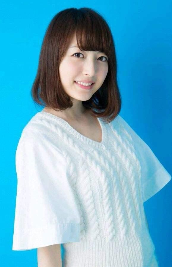  花泽|花泽香菜官宣结婚，恋爱循环变婚姻殿堂 宅男炸锅？