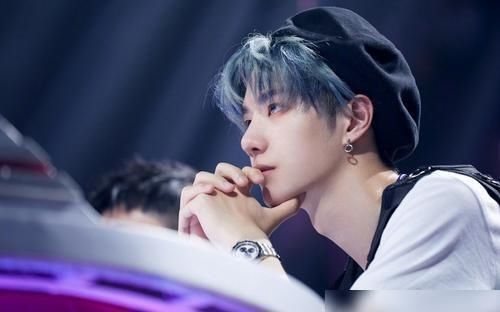  双冠|肖战再夺双冠，王一博紧随其后，这哥俩还要红多久？