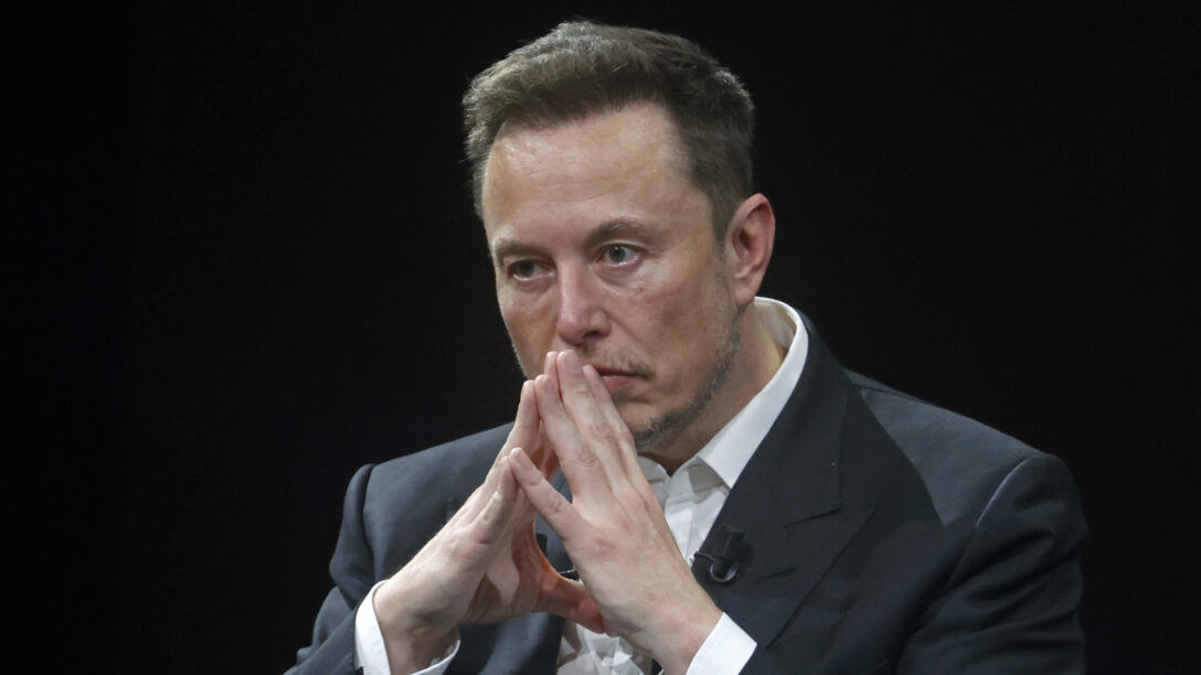 推特拖欠谷歌云账单引发风波，新任 CEO 出手化解危机