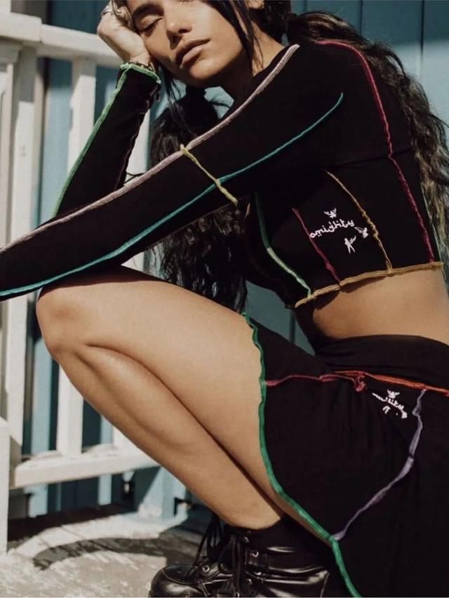 换装|唱出换装神曲《Maria》的华莎，穿衣到底有多百变？