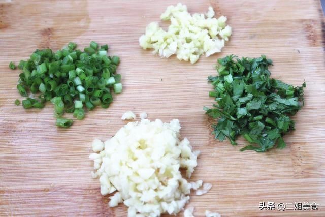 做凉拌|凉拌皮蛋，有3种调味料是关键，每一种都能让皮蛋美味翻倍