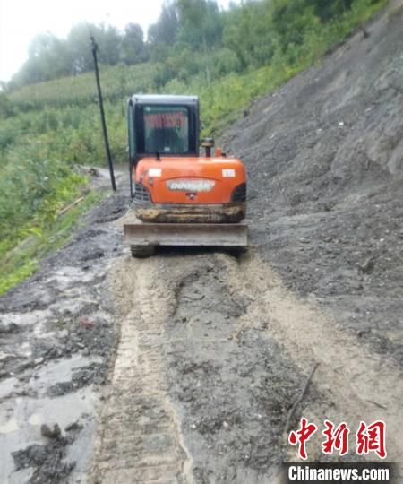 白什乡|四川北川遭暴雨袭击道路中断 紧急转移受灾群众