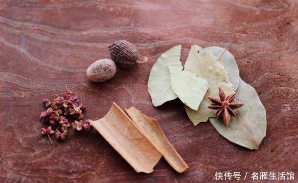 滋味|追剧嘴巴不寂寞,自制卤鸭翅,不含添加剂,滋味十足不发胖