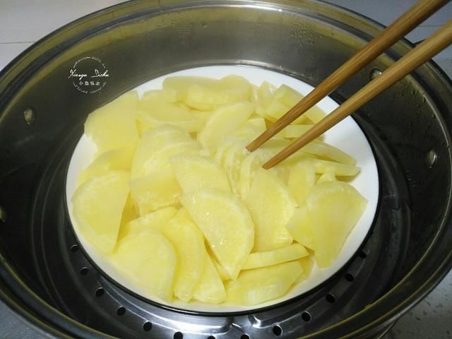 简单|土豆新做法，香味独特柔软拉丝，简单，味道赞，吃完还想吃