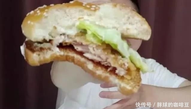 肯德基|都是汉堡,为何肯德基与华莱士差距大对比后得出答案,不想吃了