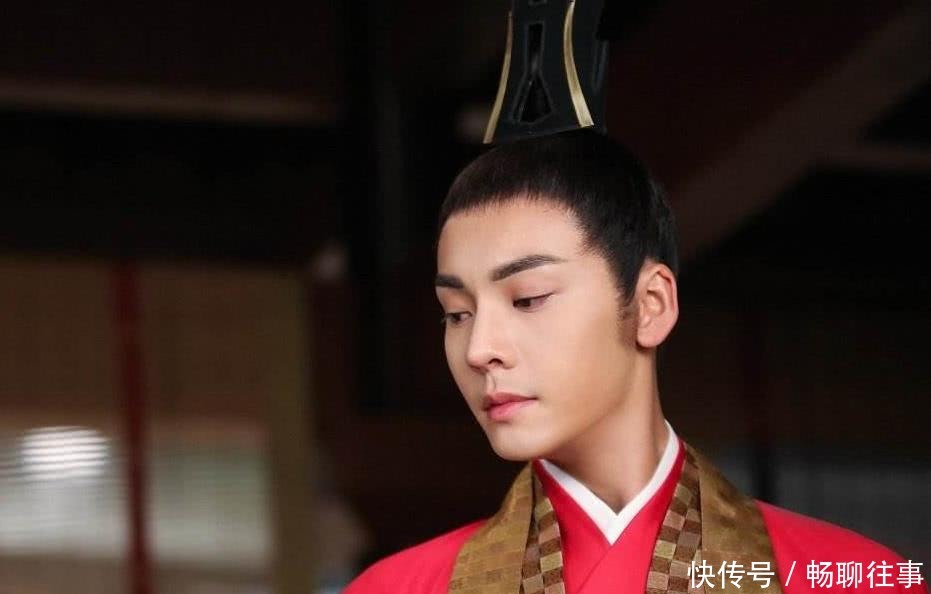 朱元璋|朱棣能成功夺得皇位,是依靠了愚蠢的他,他其实是一个内奸