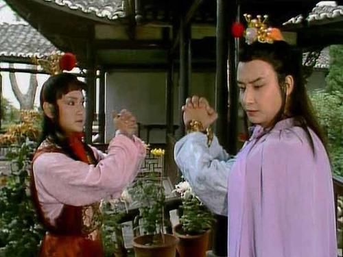 柳湘莲|柳湘莲是真爱尤三姐吗?