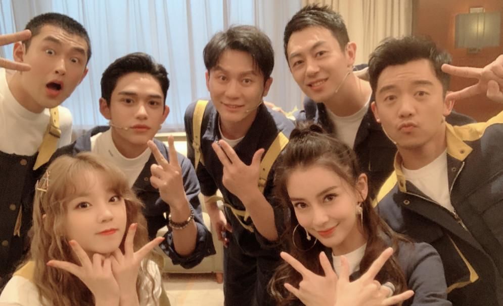  鹿晗|《跑男》成员中的隐形富豪，和王思聪住一个小区，鹿晗都比不过