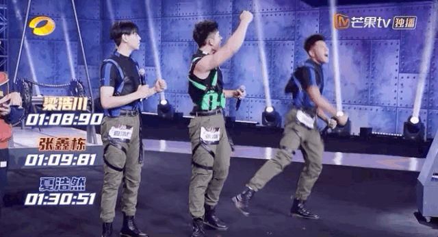 满屏|满屏都是行走的荷尔蒙，这群热血少年我太可了