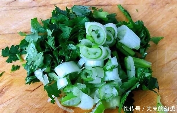  抗衰老|要想皮肤好，多吃这食物，补充胶原蛋白抗衰老，和黄脸婆说拜拜