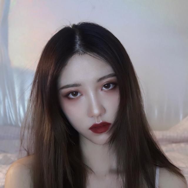  颜值|三分靠颜值七分靠打扮，很明显这些妹子都是个中高手