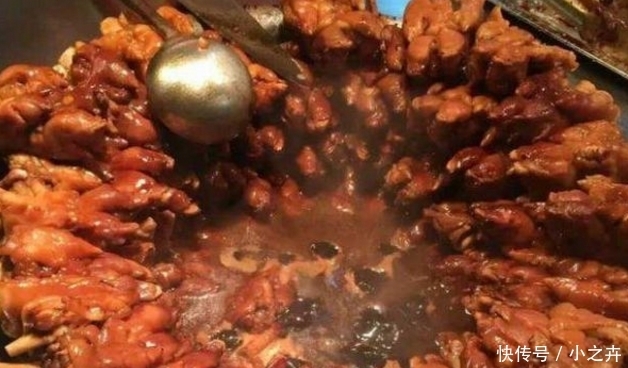 愣住|非洲人第一次吃中国猪蹄,结账时愣住了:你们太欺负人了