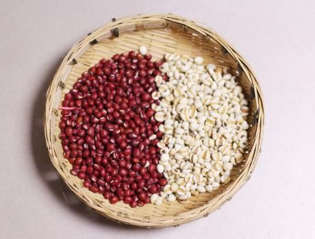  红豆汤的做|入中伏，分享一道红豆汤，祛湿更滋补，5块钱煮一锅，比绿豆汤好