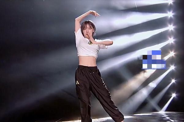 赵粤|《创造营》决赛彩排希林飚高音,赵粤c位舞担,郑乃馨超A