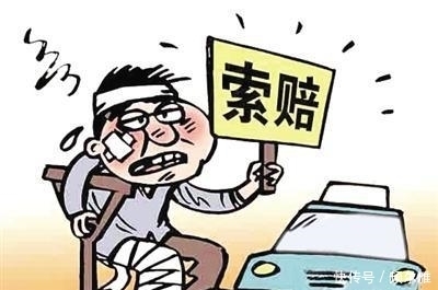  找到|老公车祸入院花费巨大, 媳妇找到肇事司机出钱治疗, 老公走出医院却看到一幕谎言
