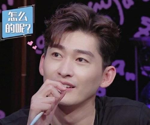  张翰和郑爽|张翰：初恋跟我是她这辈子最大的幸福。他没跟郑爽走到最后，真的是意难平！