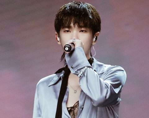  为粉丝的我|R1SE成员现状，翟潇闻录综艺，夏之光出席活动，何洛洛成男主