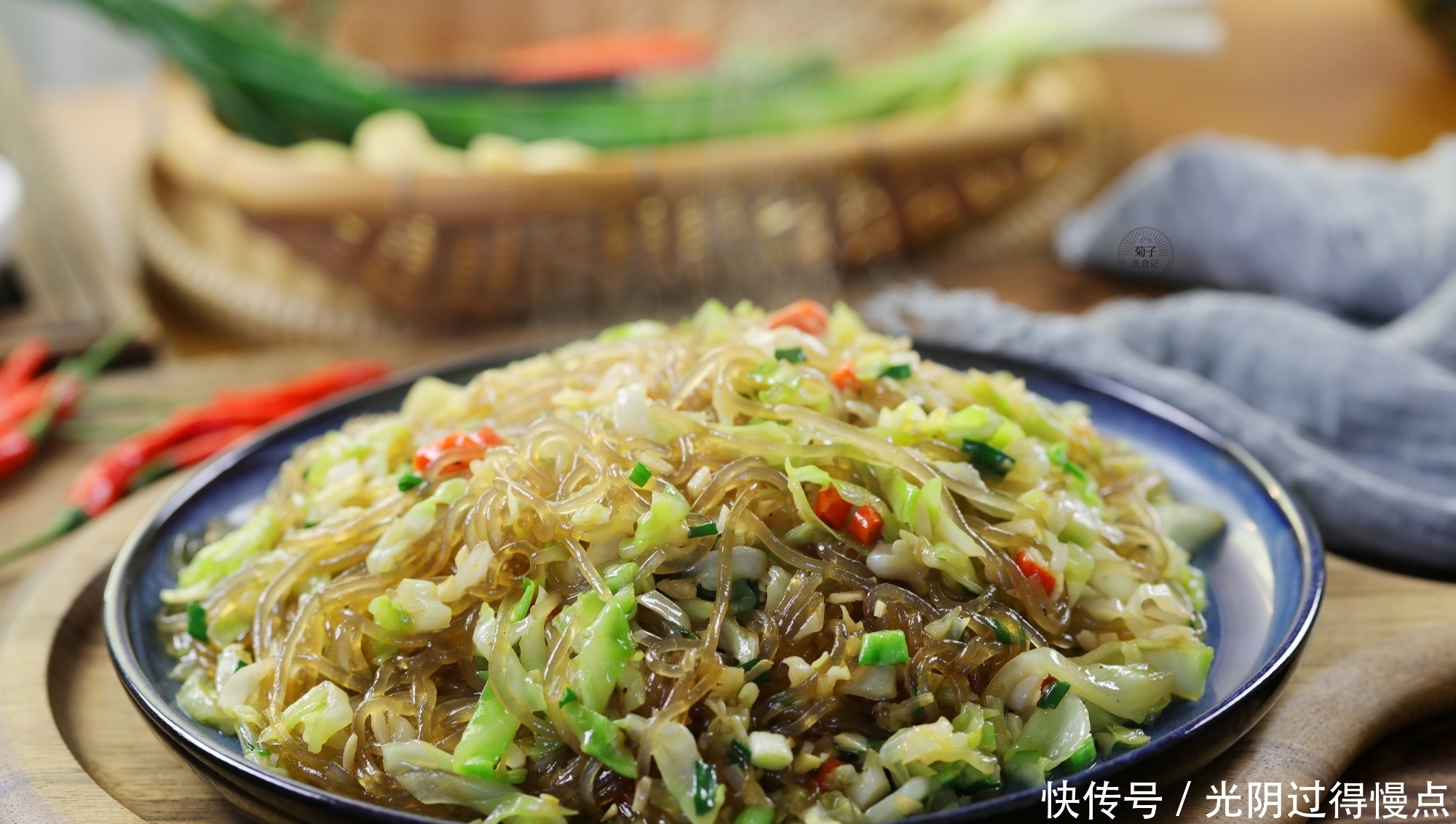 没想到|闺蜜4人来家里做客,准备了5菜1汤1甜品,没想到都光盘了