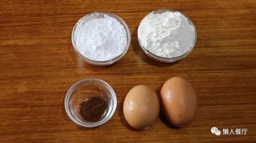 蛋糕|不用烤箱,不用电饭锅,这是用平底锅就能做的蛋糕卷,一次性成功