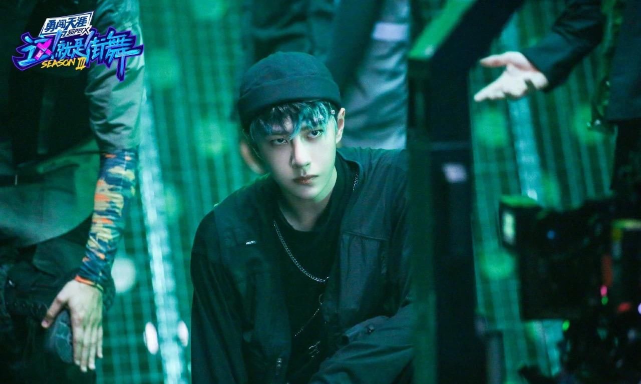  轻易|王一博生日上热搜：哪有轻易的年少成名，只是每一步都输不起