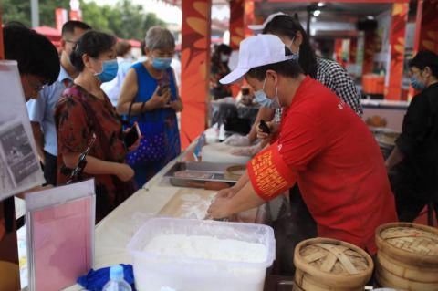  开幕|中关村国际美食节开幕餐厅大厨现制特色美食
