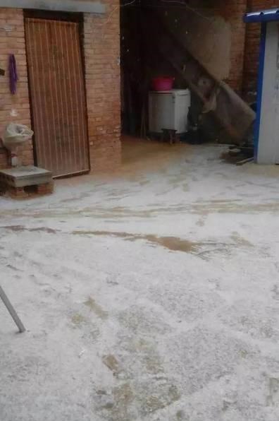 老家|第一次去男方农村老家,看到这样的房子,我真有点后悔认识他了