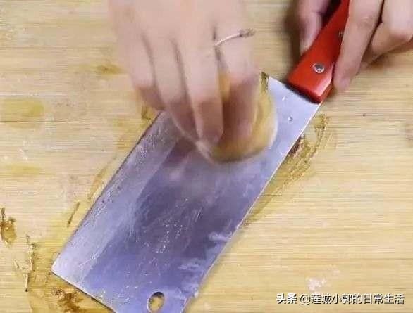  土豆|土豆在裤子上擦一下，解决了好多人的大烦恼，还不清楚就吃大亏了