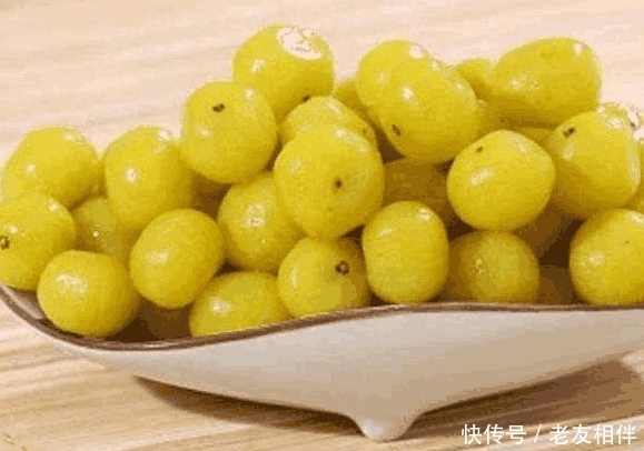 农民|南方这种“苦味”水果,营养价值很高,农民说“越吃越年轻”