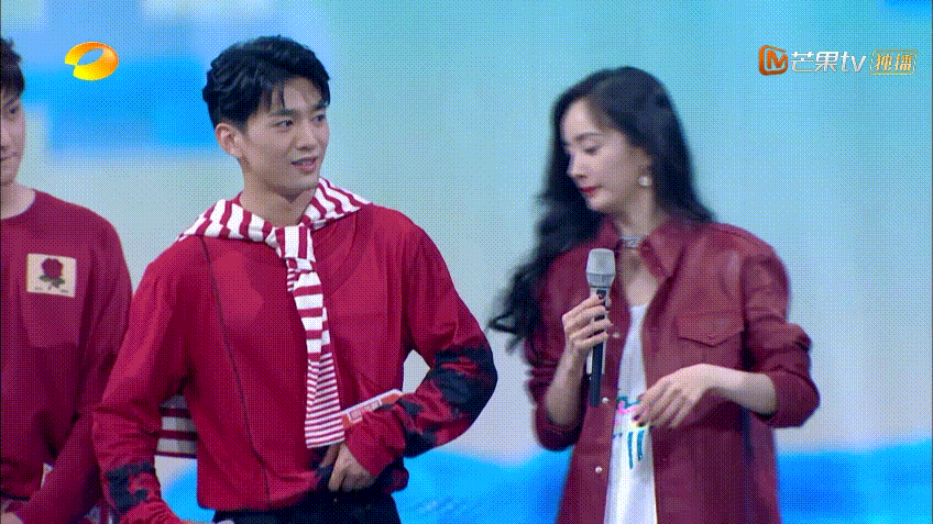  全新|《快本》杨幂沈腾互怼，全新企划能否赢得收视？看到他们，稳啦！