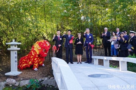 悉尼谊园“友谊桥”落成：广东和新州的深厚纽带