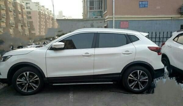  5星|15万的2.0自吸日系车，车主：除了起步肉，没有任何不满意