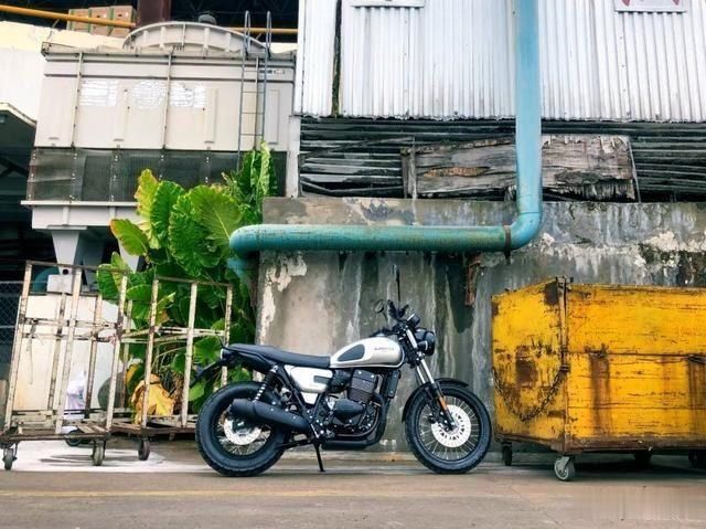 QJMOTOR|又双叒叕，QJMOTOR 250和500复古车来了
