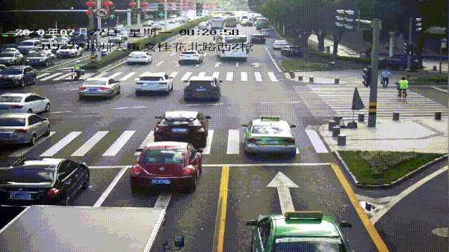 判刑|男子在斗门公交站台睡觉被小车飞撞当场丧命!车主夫妇双双被判刑!