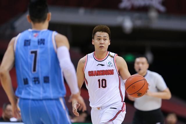  上一场|煮熟的鸭子吃到了！广东再无奇迹，阿联不回来，北京就要进决赛了