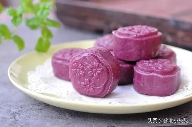 糖浆|比冰皮月饼好吃的月饼新做法,不熬糖浆不炒馅,清香软糯热量低