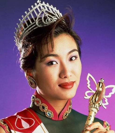 手持|方中信夫妇手持近7000万物业！妻子拒绝移民，坦言：被视二等公民