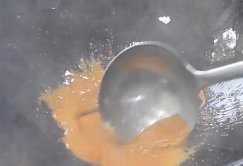  鲜香|无论卤啥肉，只放八角是“外行”，多加这2种，卤肉鲜香又入味！