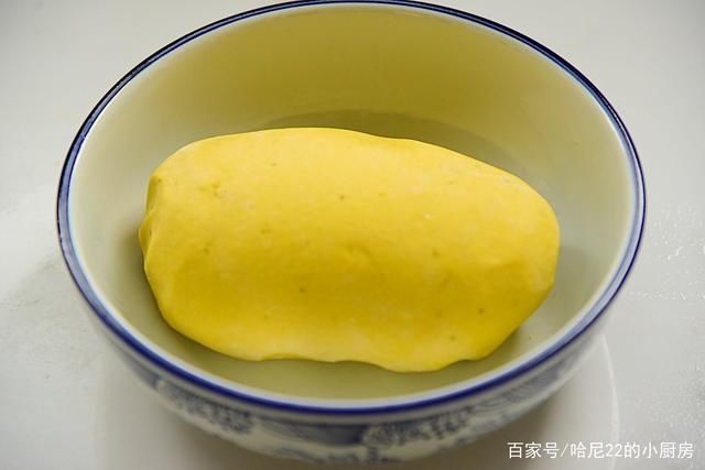 季节|8月,南瓜的季节,好吃又实惠,加入红豆一卷一蒸,超美味